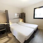 Hotel Fasthotel Clermont Sud