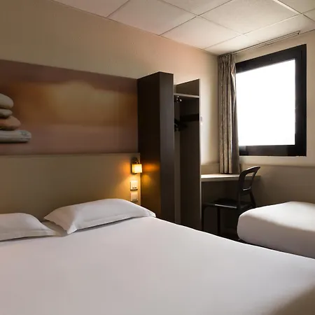 Fasthotel Clermont Sud