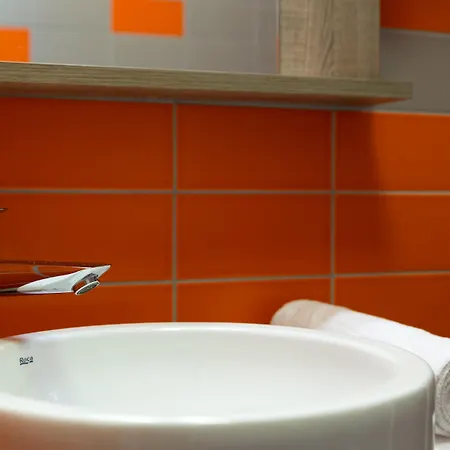 Fasthotel Clermont Sud Hotel 2*