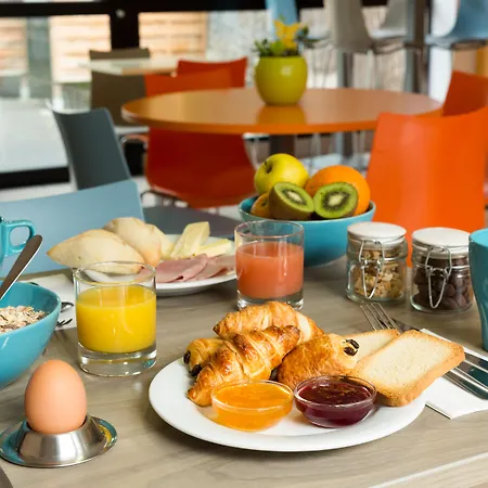 Fasthotel Clermont Sud Hotel 2*