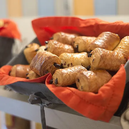 Fasthotel Clermont Sud 2* Aubière