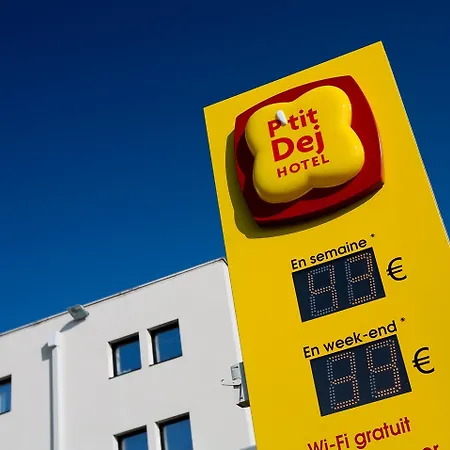 Fasthotel Clermont Sud 2*