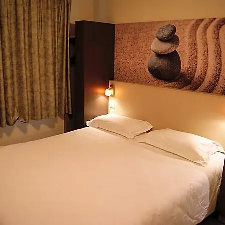 Hotel Fasthotel Clermont Sud 2*