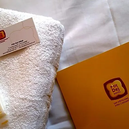 Fasthotel Clermont Sud