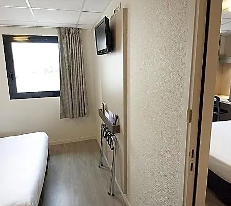 Fasthotel Clermont Sud Hotel 2*