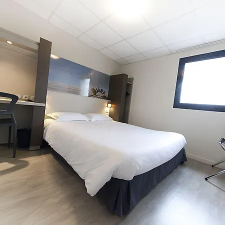 Fasthotel Clermont Sud 2*